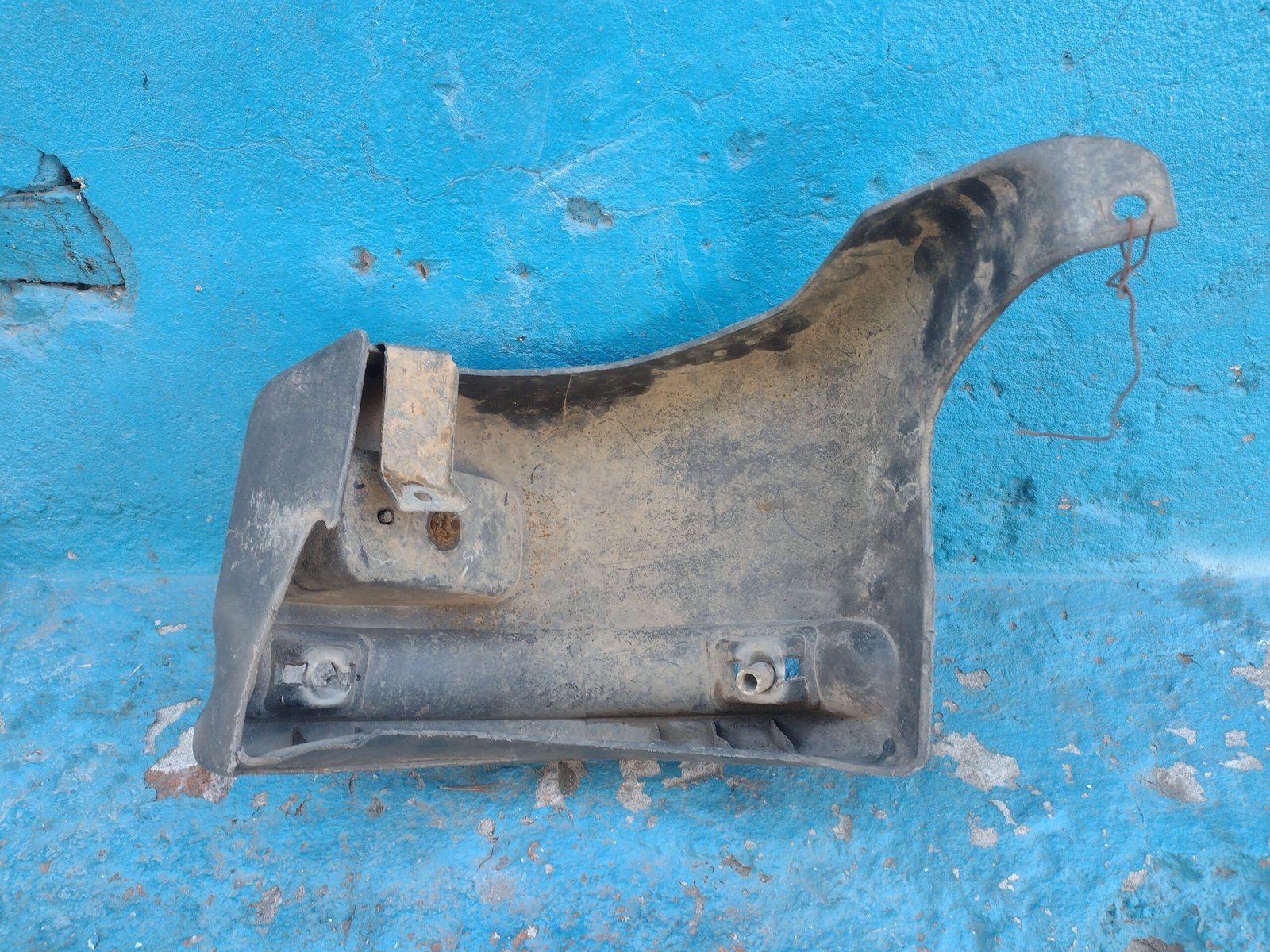 Corner trasero derecho Mahindra Pick Up 2008 - 2017 - Imagen 6