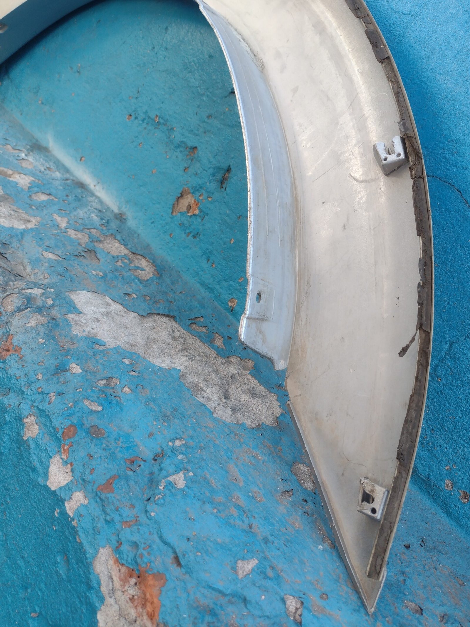 Moldura delantero izquierdo Mitsubishi Montero 2000 - 2007 - Imagen 7