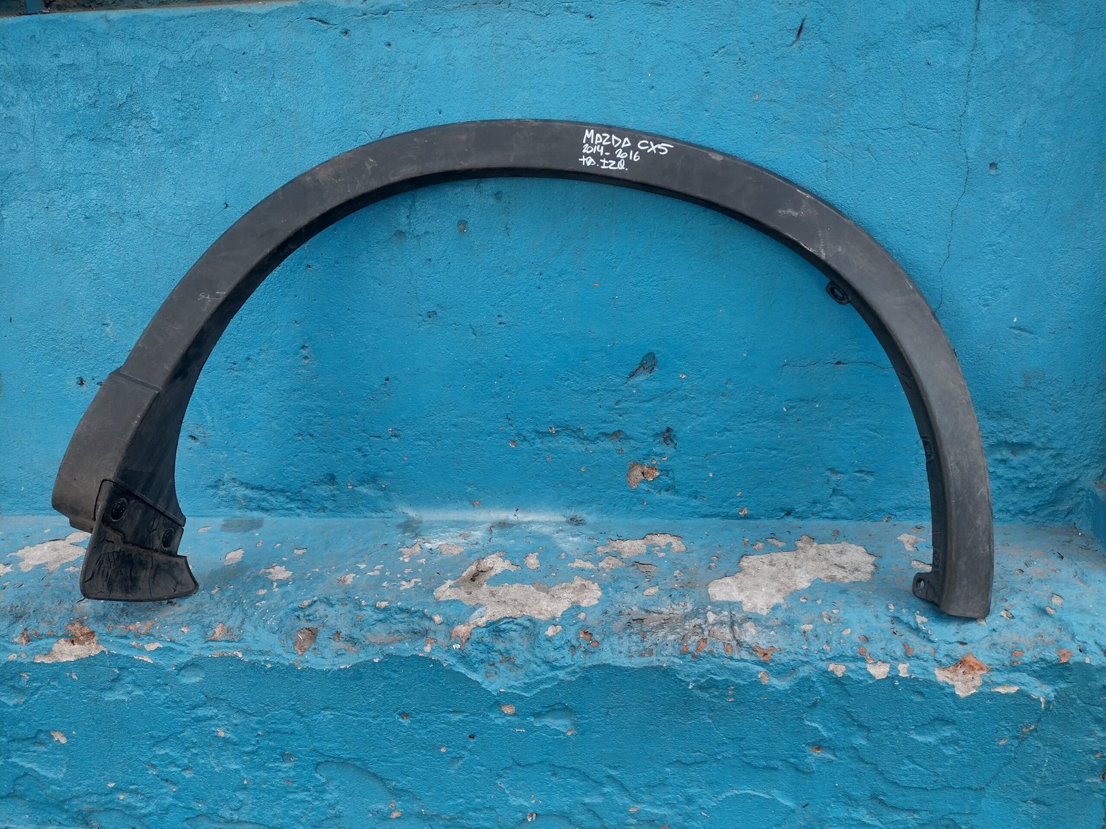 Moldura trasera izquierda Mazda cx5 2012 - 2016