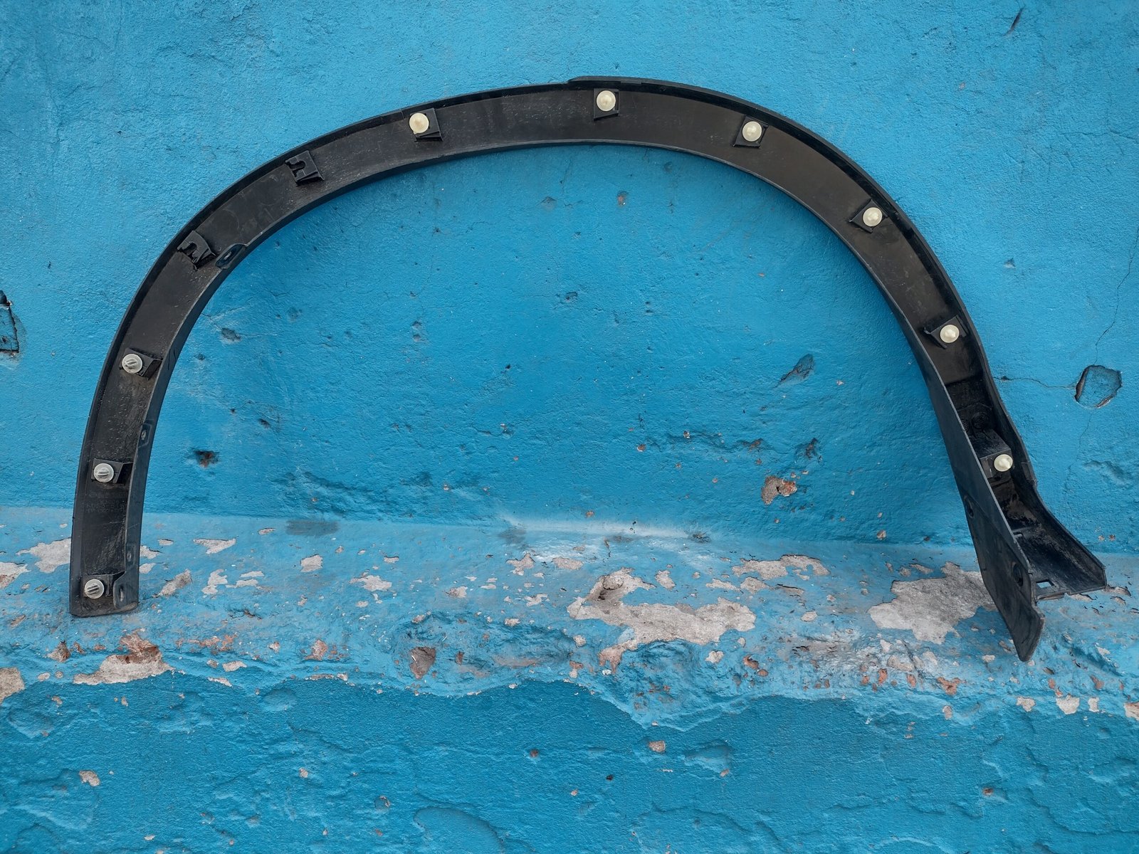 Moldura trasera izquierda Mazda cx5 2012 - 2016 - Imagen 5