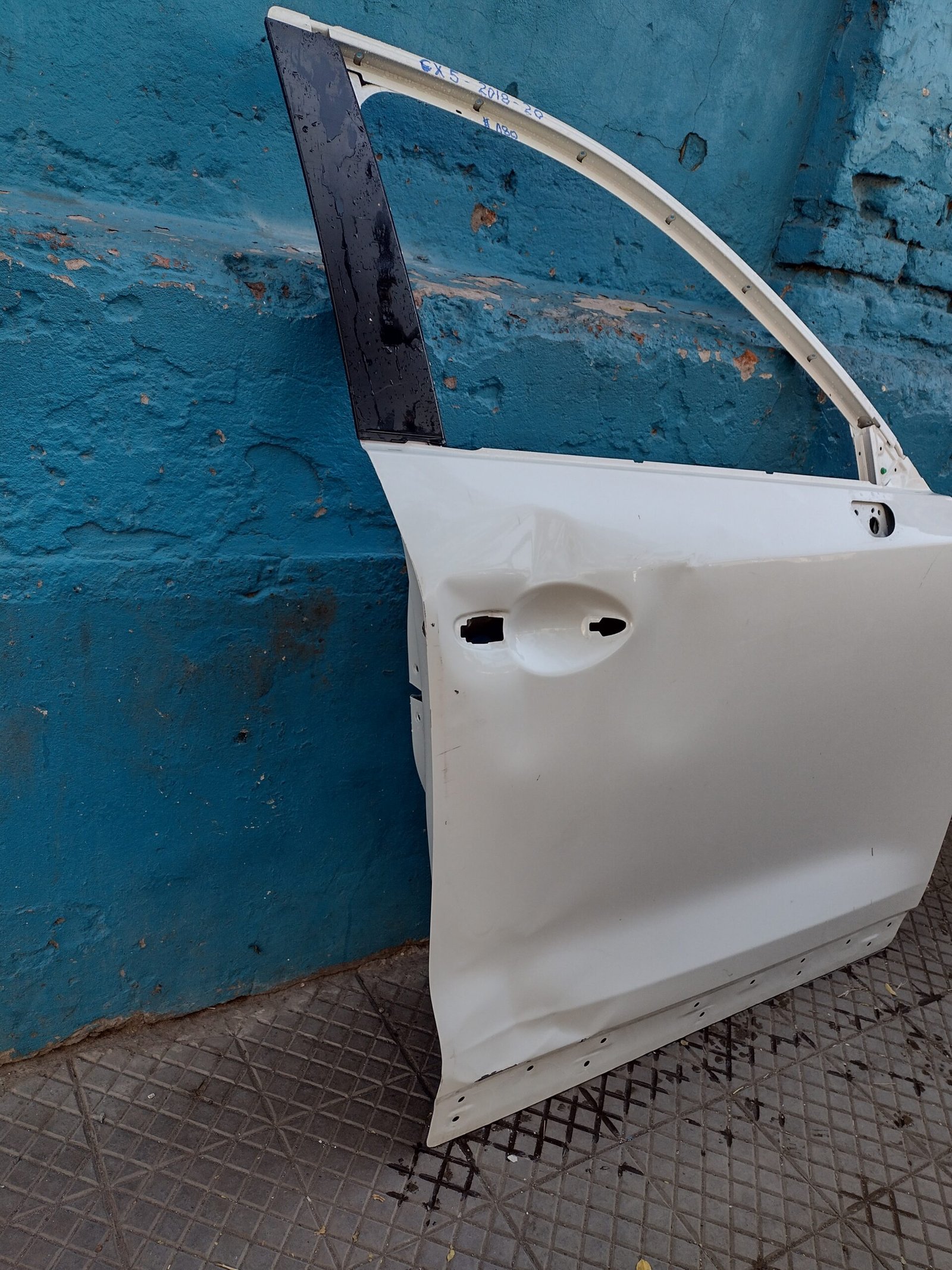 Puerta delantera derecha Mazda cx5 2018 - 2021 - Imagen 4