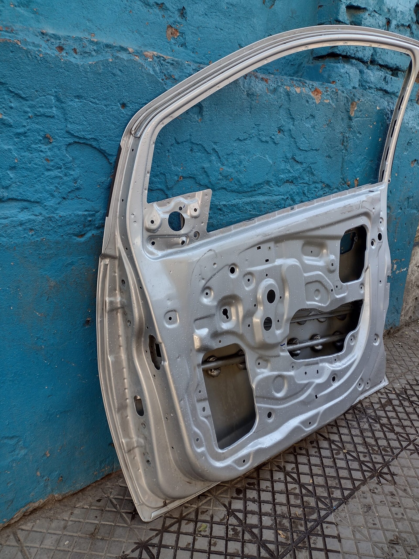 Puerta delantera derecha Chevrolet spark GT 2011 - 2017 - Imagen 7