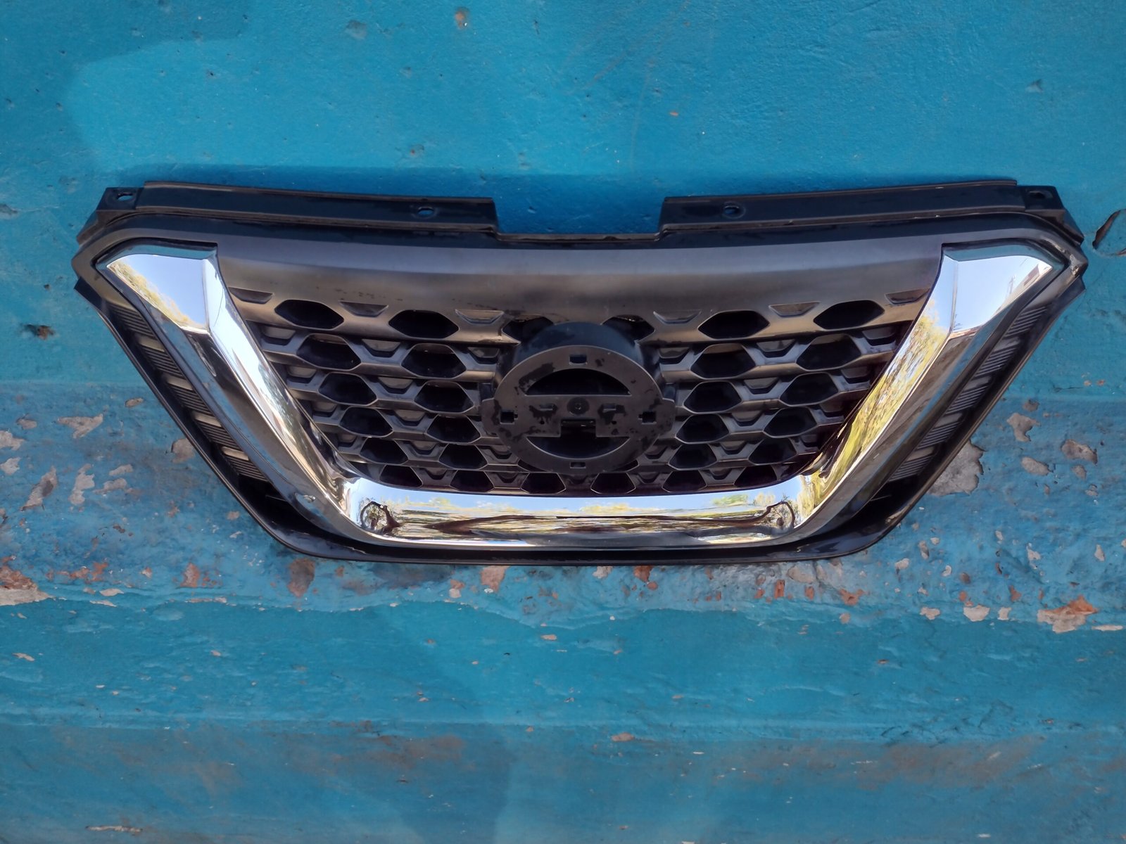 Mascara Nissan kicks 2017 - 2021 - Imagen 2