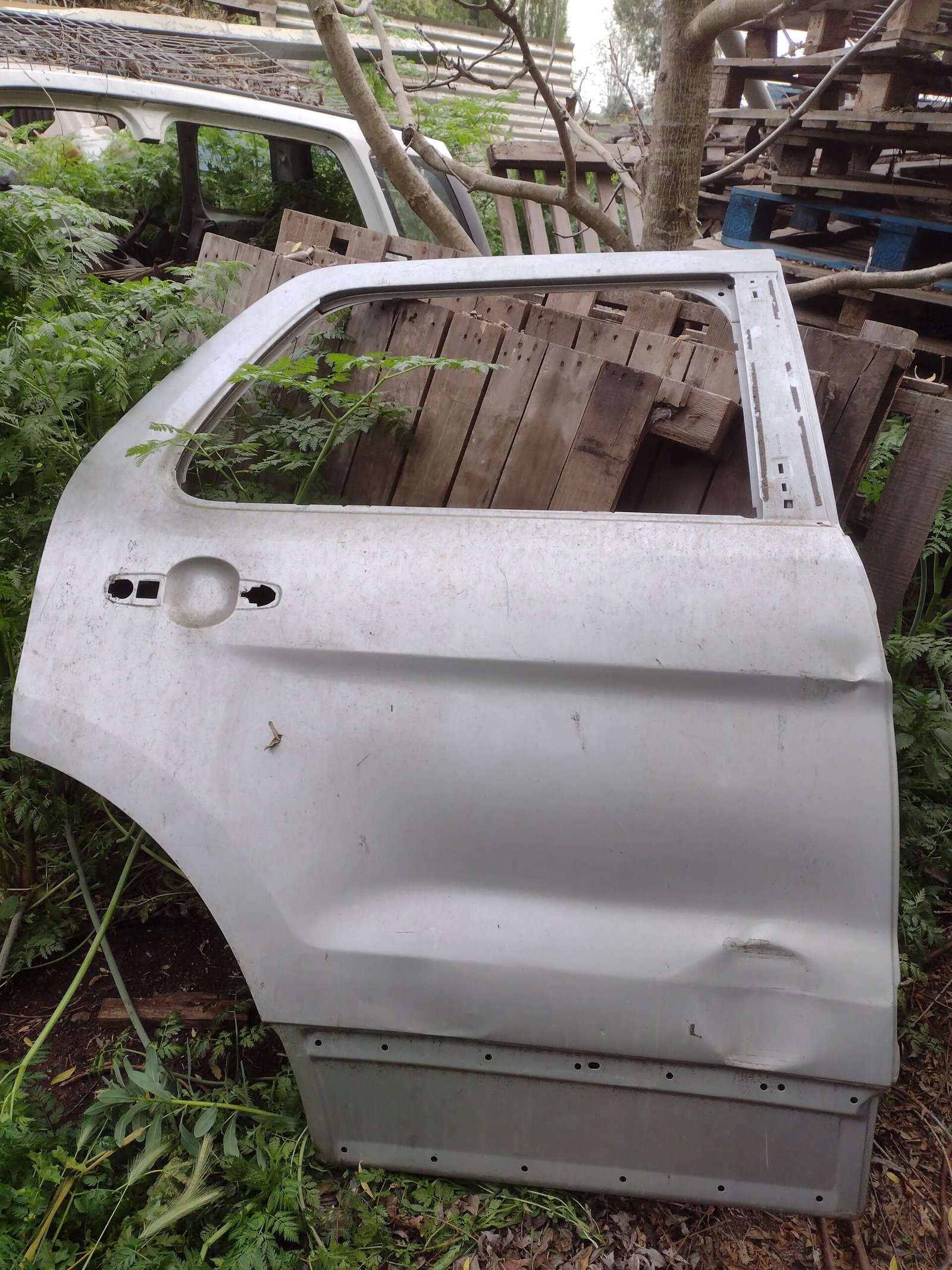 Puerta trasera derecha ford Explorer 2012 - 2019