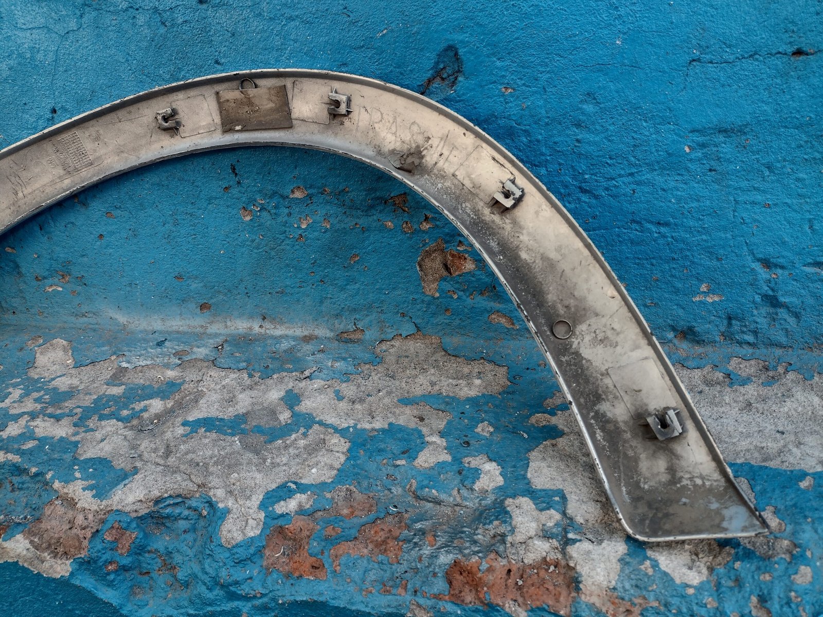 Moldura trasera izquierda Chevrolet Corsa swing 2000 - 2008 - Imagen 7