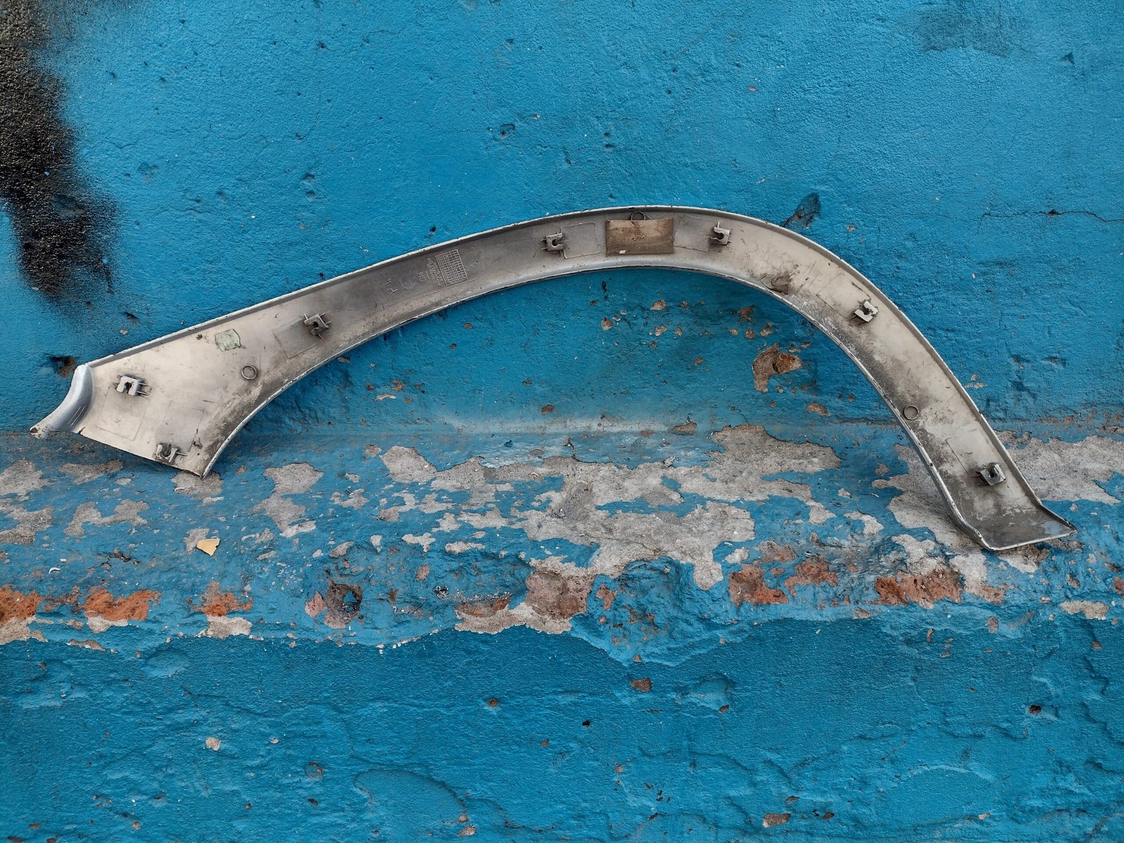 Moldura trasera izquierda Chevrolet Corsa swing 2000 - 2008 - Imagen 5
