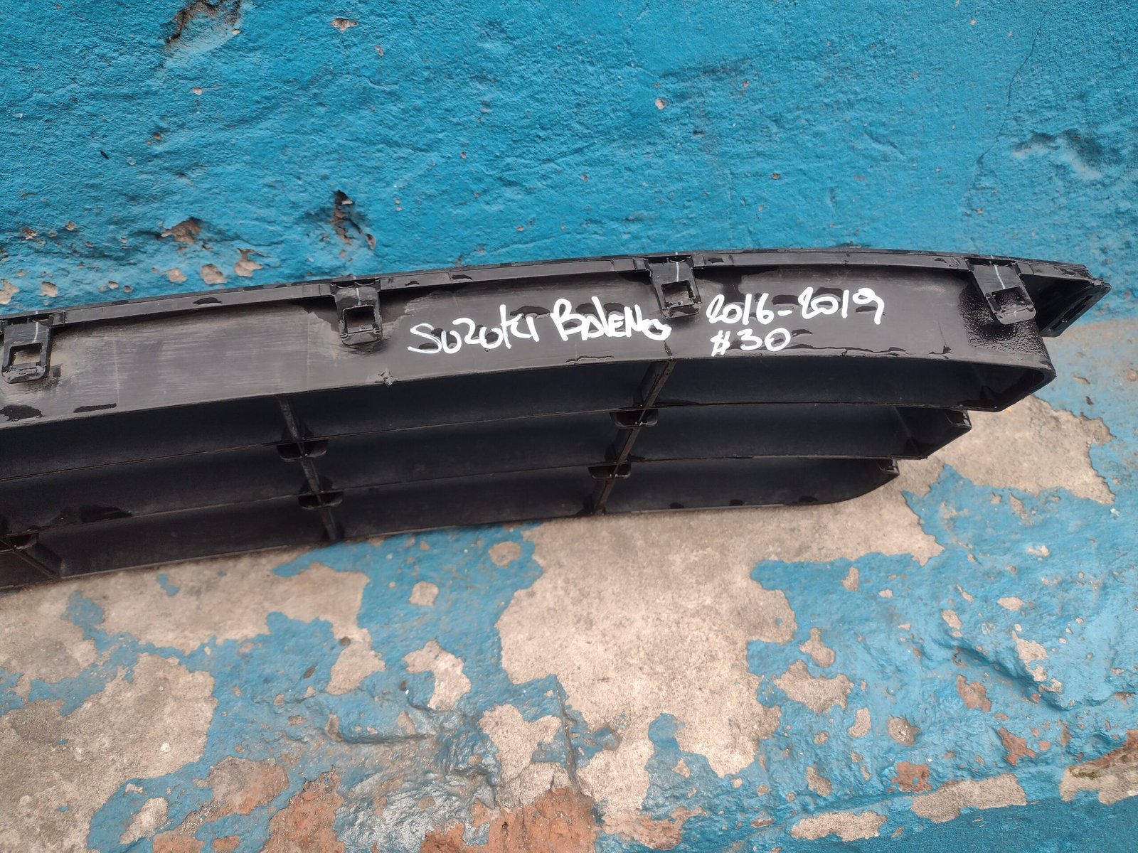 Rejilla de parachoque Suzuki Baleno 2016 - 2019 - Imagen 7