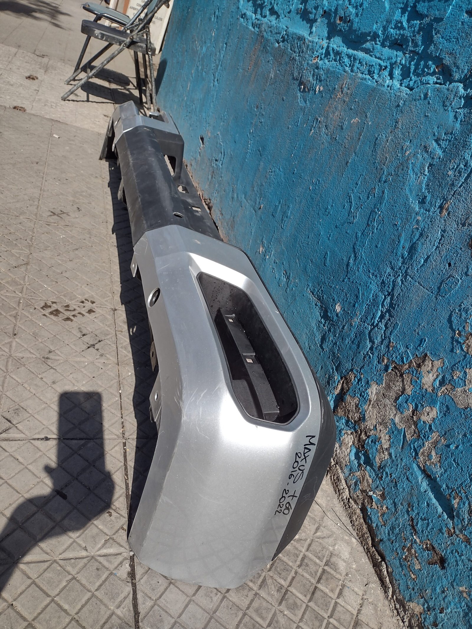 Parachoque trasero Maxus t60 2017 - 2022 - Imagen 4