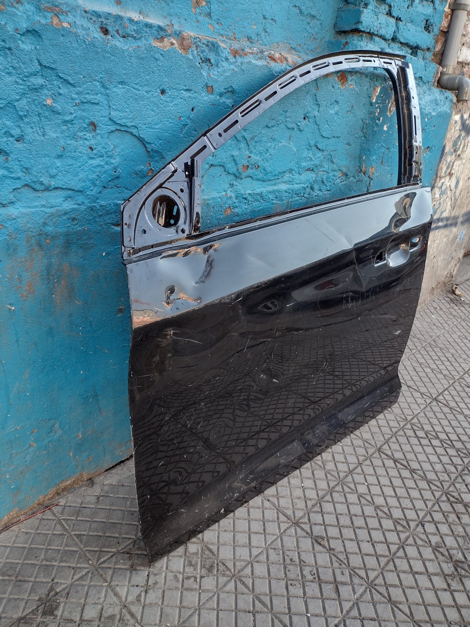 Puerta delantera izquierdo Chery Tiggo 2 2017 - 2023 - Imagen 2