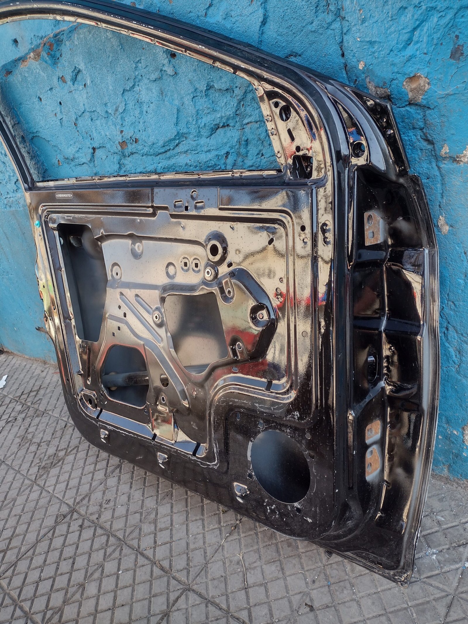 Puerta delantera izquierdo Chery Tiggo 2 2017 - 2023 - Imagen 9