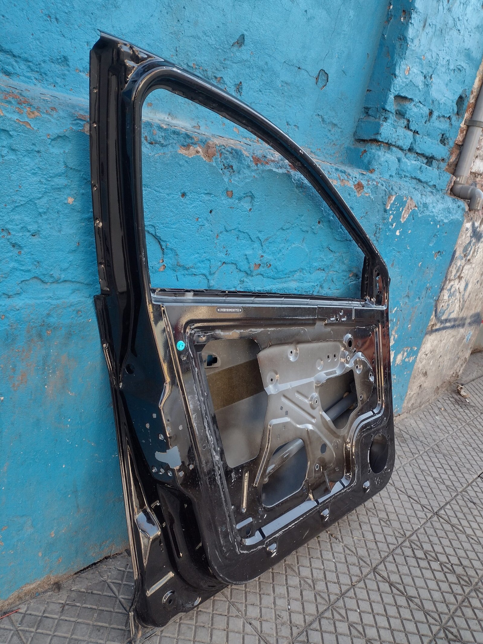 Puerta delantera izquierdo Chery Tiggo 2 2017 - 2023 - Imagen 8
