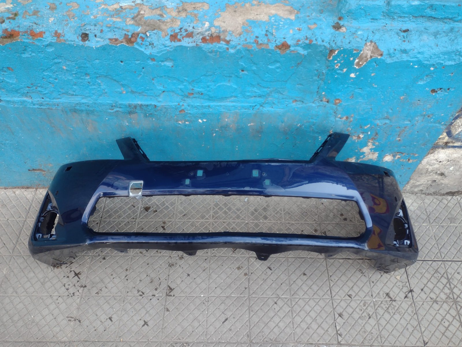 Parachoque delantero Toyota Camry híbrido 2013 - 2015