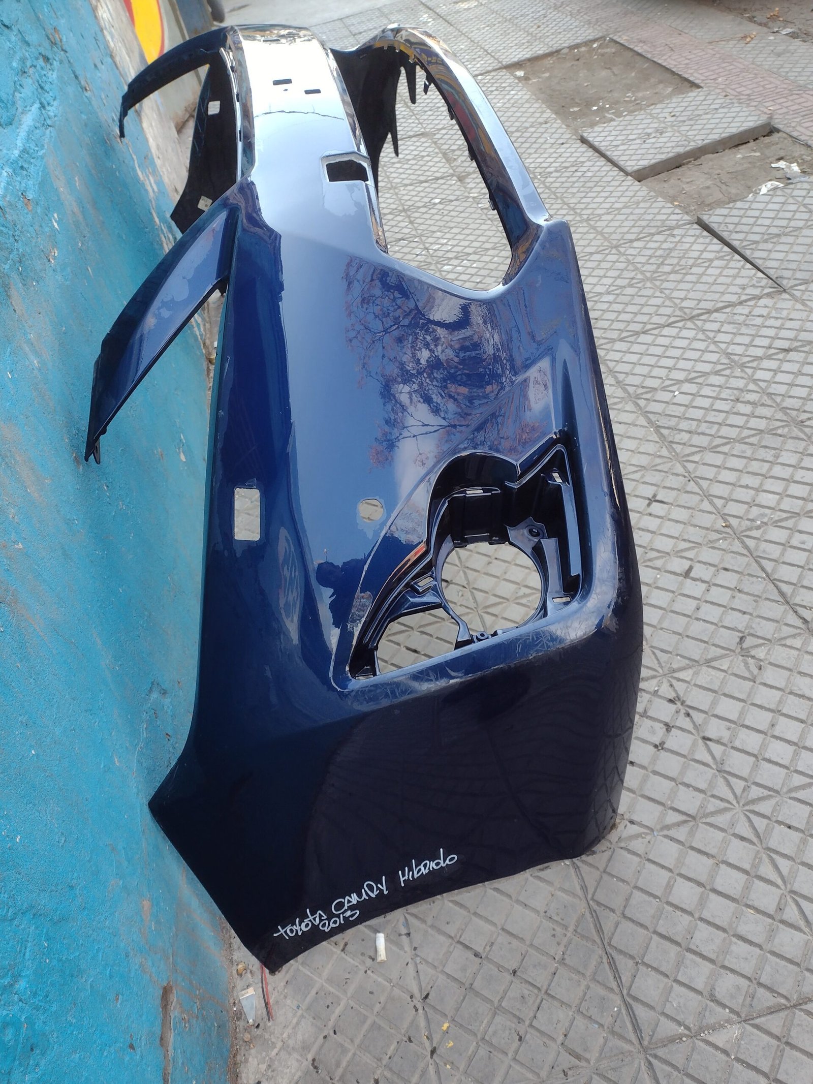 Parachoque delantero Toyota Camry híbrido 2013 - 2015 - Imagen 2