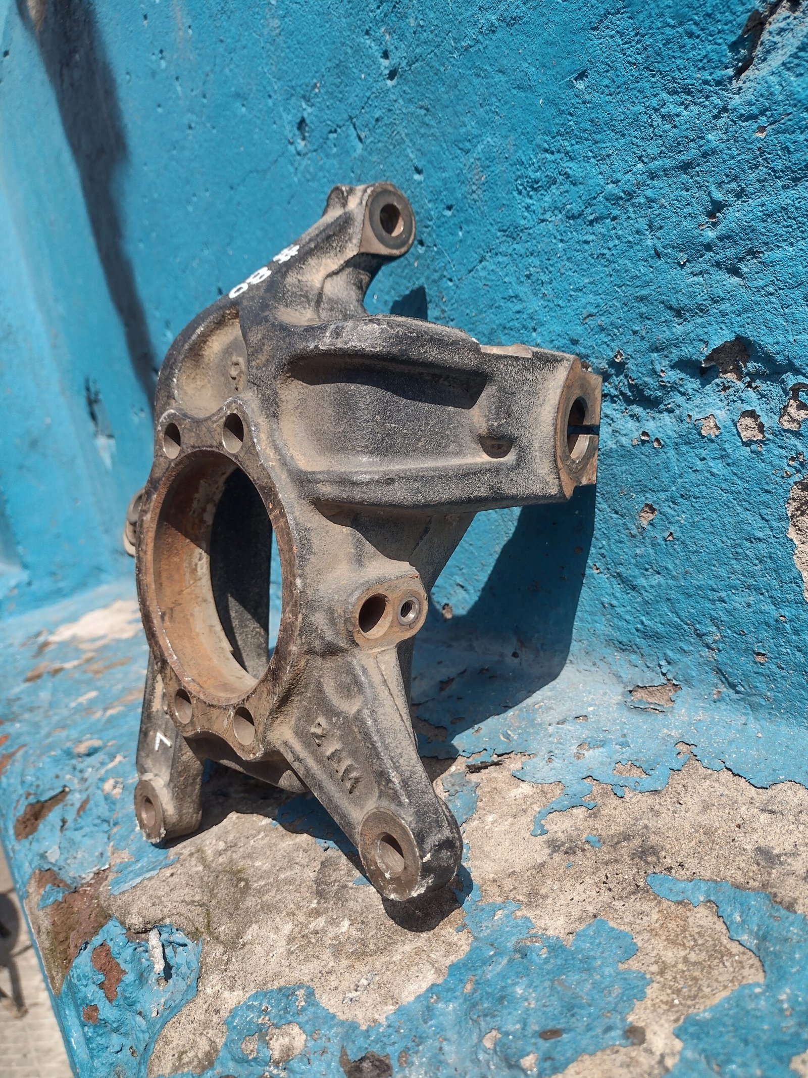 Muñon trasero izquierdo Subaru Forester 2009 - 2012 - Imagen 6