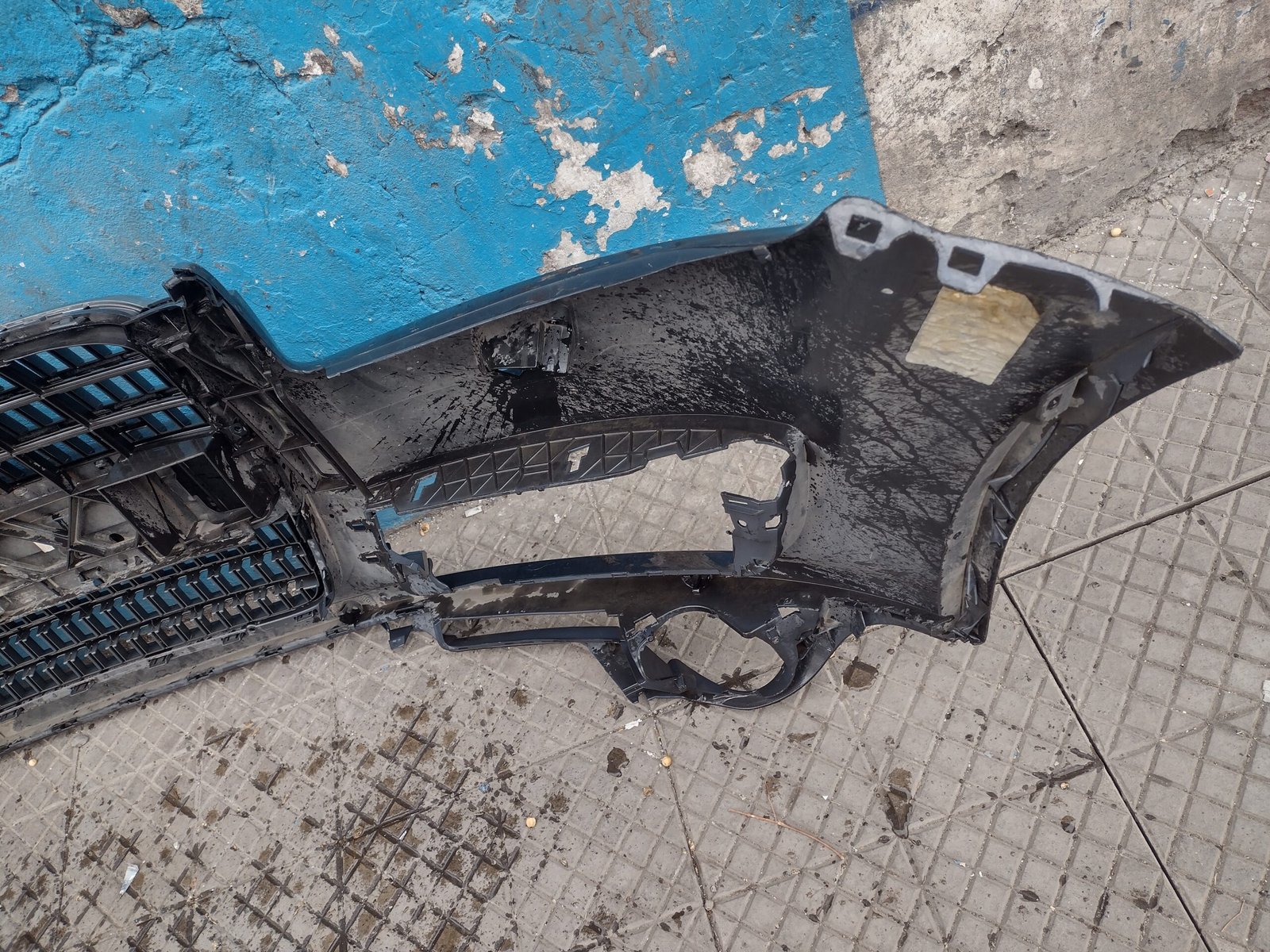 Parachoque delantero Audi Q7 2006 - 2009 - Imagen 8