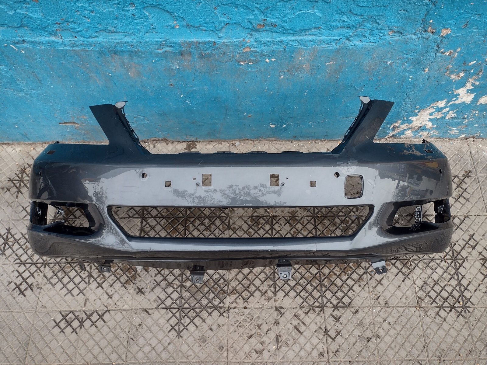 Parachoque delantero Lexus LS 460 2009 - 2012
