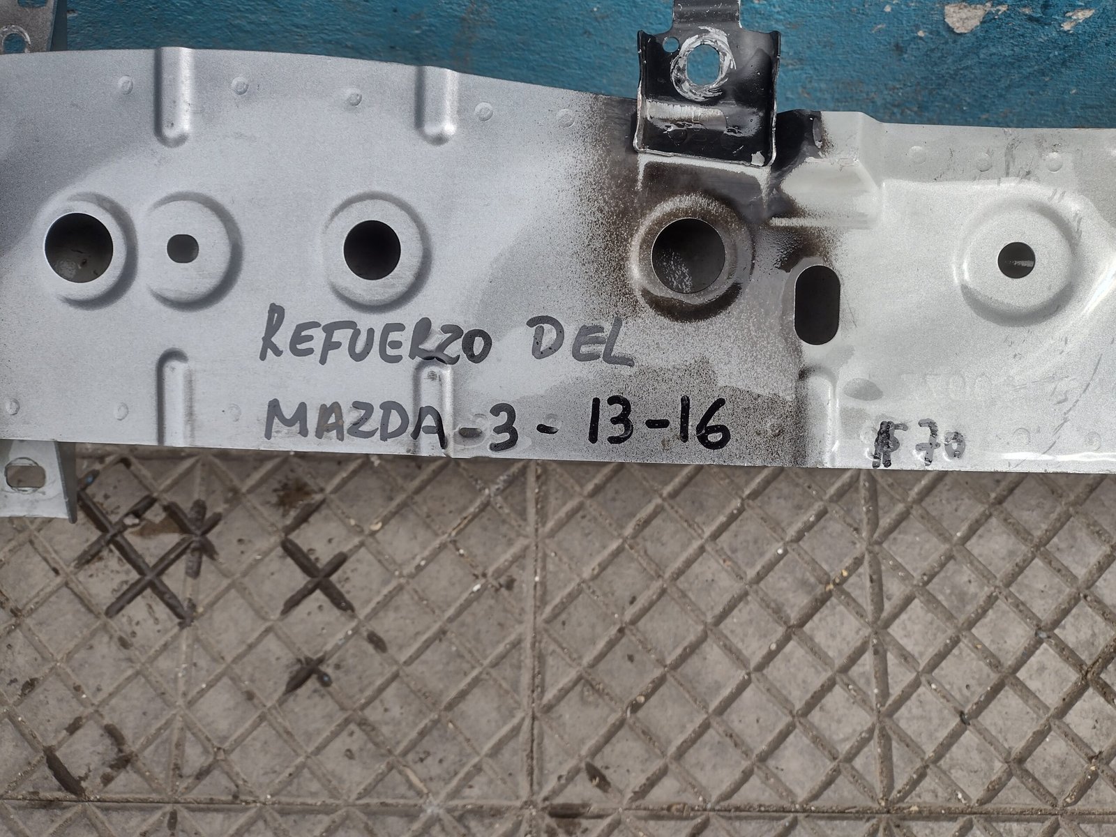 Refuerzo delantero parachoque Mazda 3 2013 - 2016 - Imagen 11