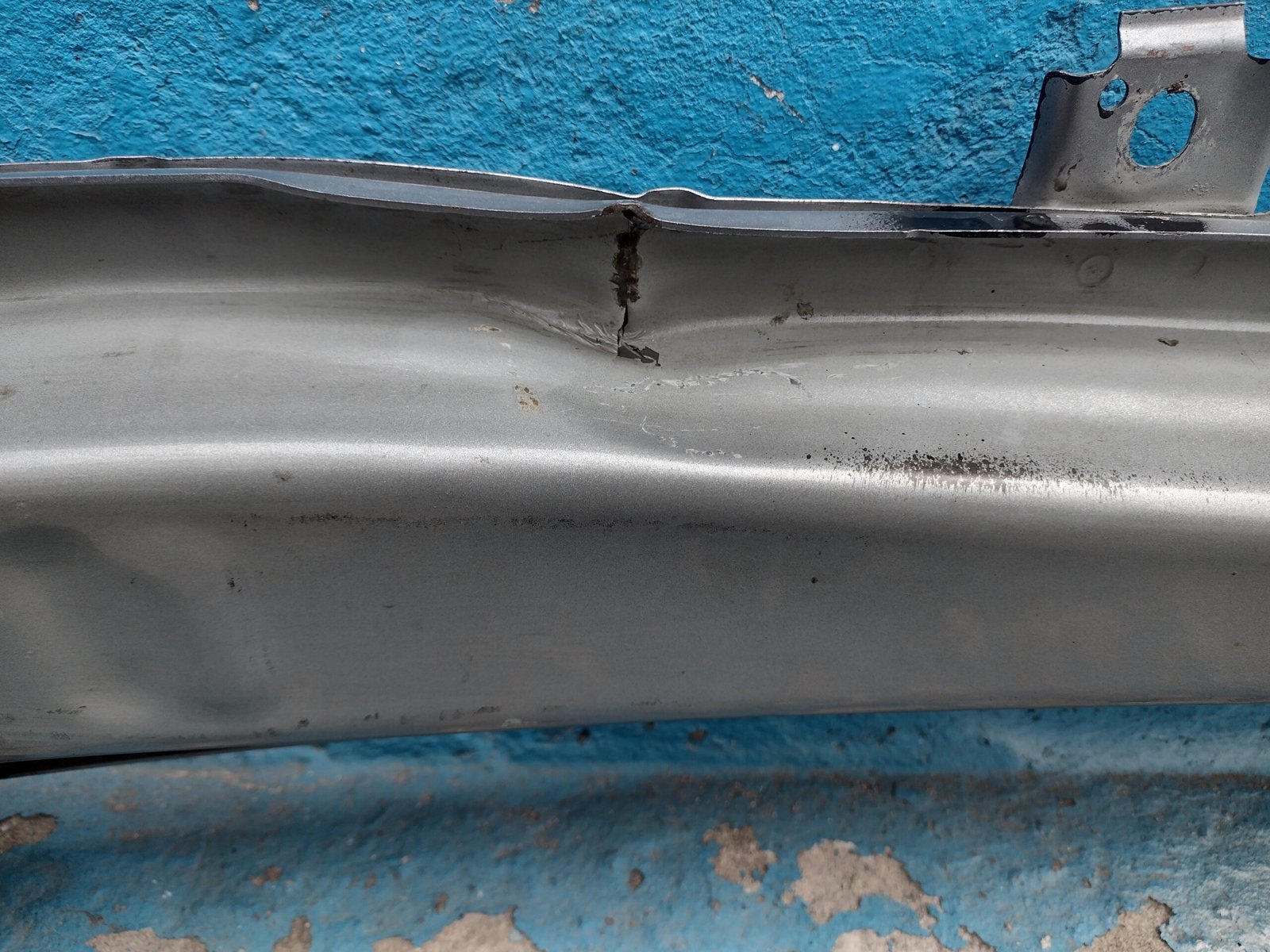 Refuerzo delantero parachoque Mazda 3 2013 - 2016 - Imagen 8