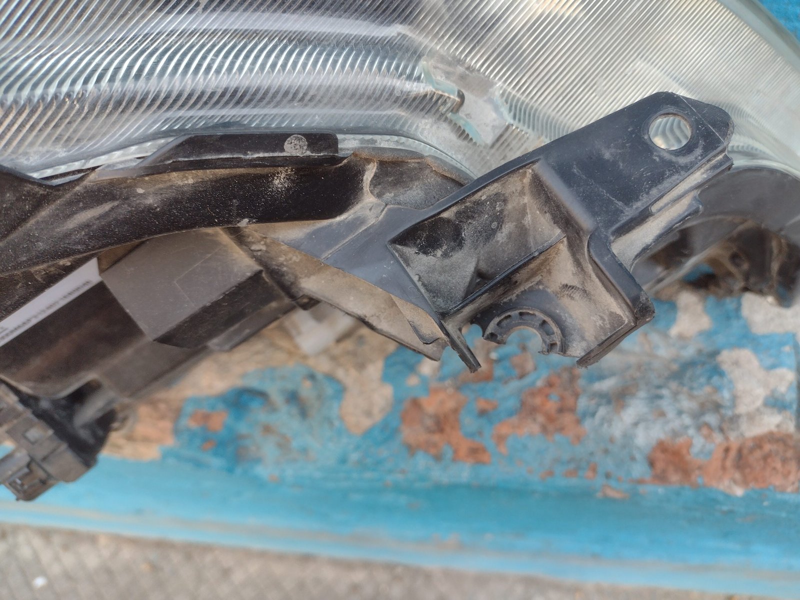 Optico izquierdo Suzuki Baleno 2018 - 2023 - Imagen 6