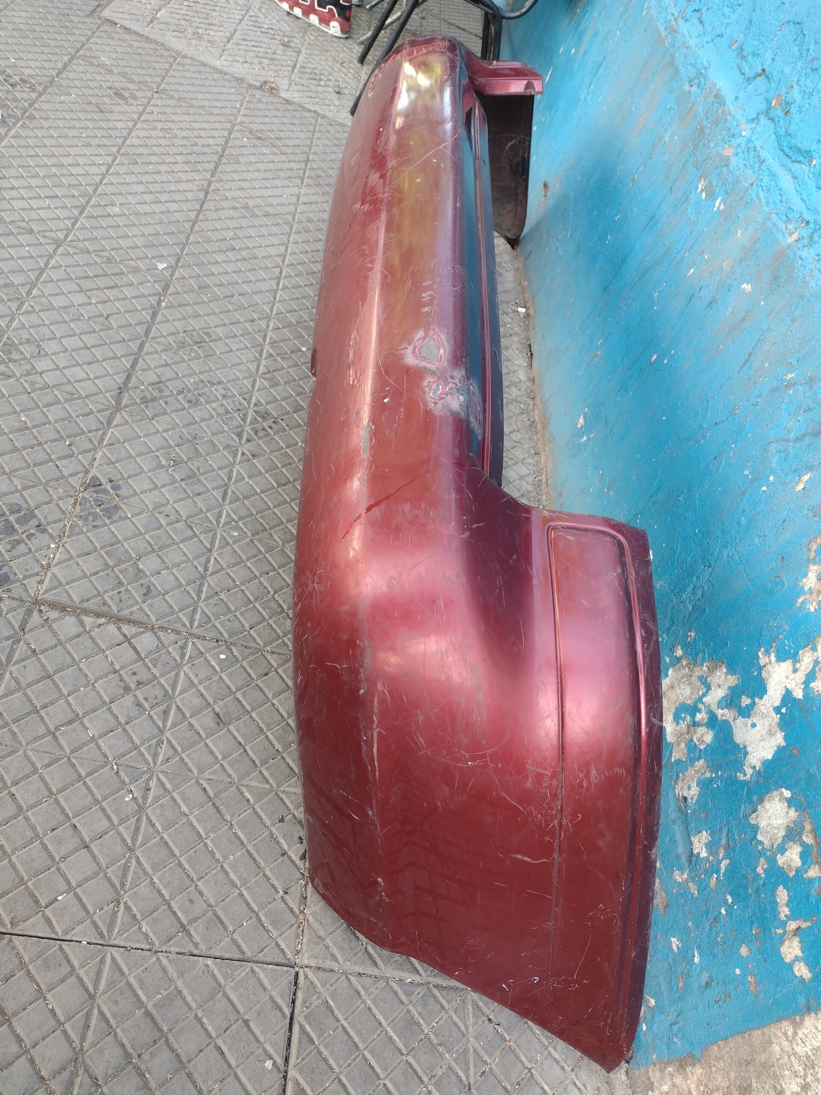 Parachoque trasero Hyundai trajet 2001 - 2004 - Imagen 3