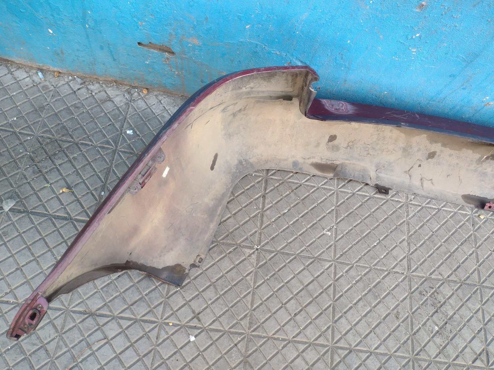 Parachoque trasero Hyundai trajet 2001 - 2004 - Imagen 7