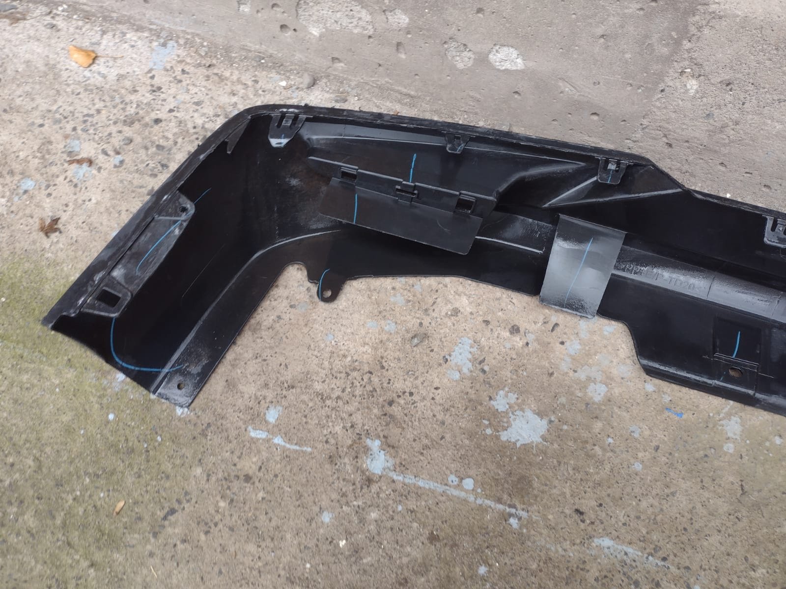 Mataperro trasero Toyota raize 2022 - 2024 - Imagen 5