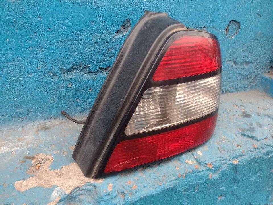 Foco trasero derecho Daewoo Leganza 1998 - 2004 - Imagen 3