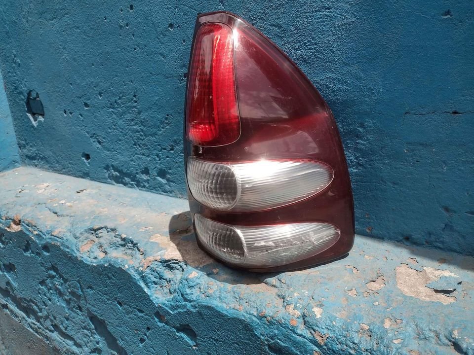 Foco trasero derecho Toyota Land Cruiser Prado 2006 - 2010 - Imagen 3