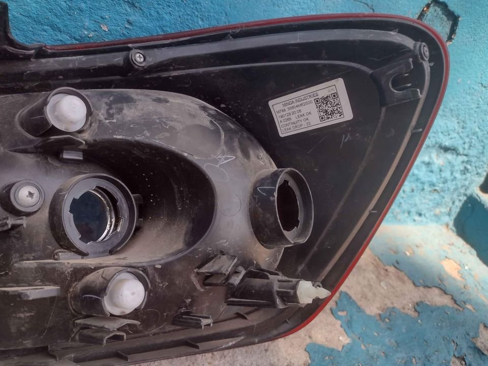 Foco trasero izquierdo Suzuki s-presso 2020 - 2024 - Imagen 7
