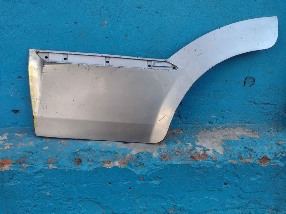 Moldura de puerta trasera izquierda Hyundai Terracan 2001 - 2004