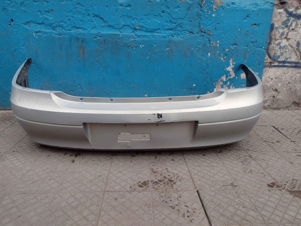 Parachoque trasero Chevrolet Corsa evolución 2003 - 2005