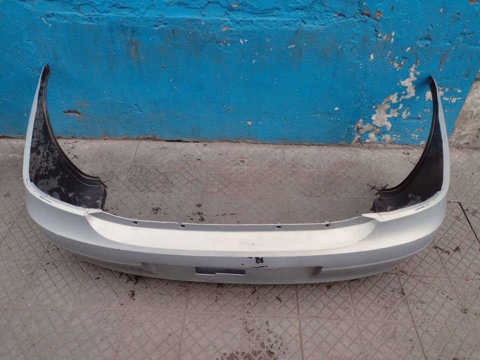 Parachoque trasero Chevrolet Corsa evolución 2003 - 2005 - Imagen 9