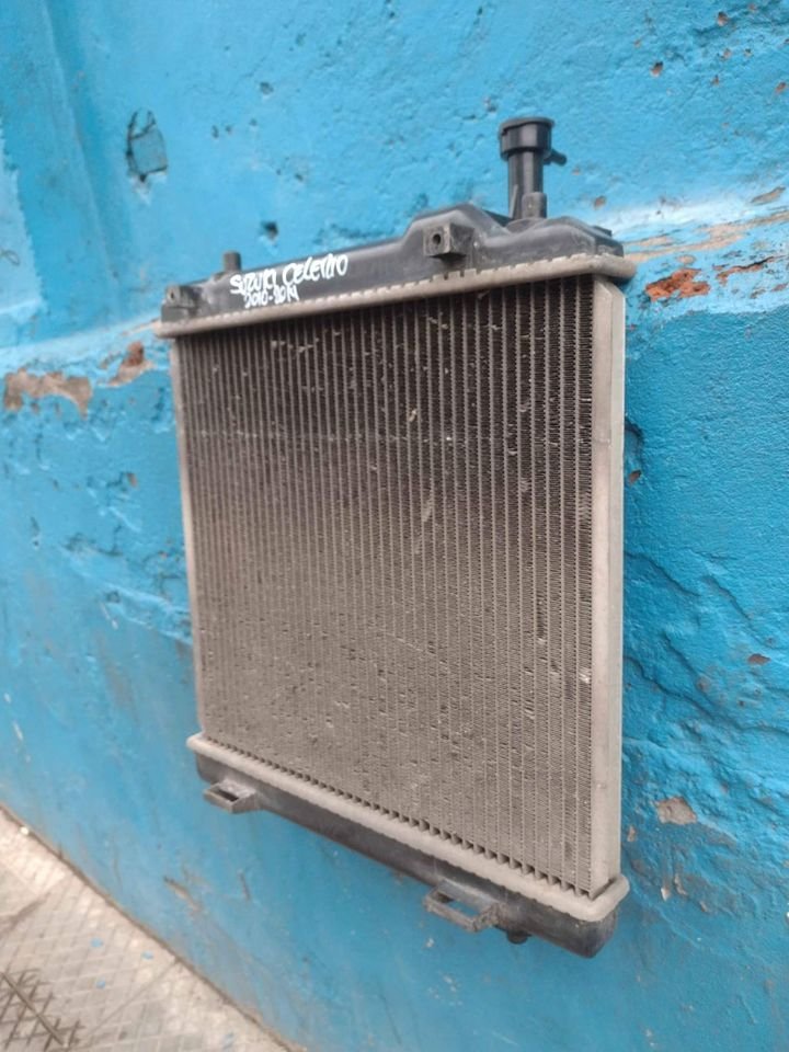 Radiador de agua Suzuki Celerio 2010 - 2014 - Imagen 5
