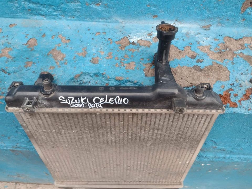 Radiador de agua Suzuki Celerio 2010 - 2014 - Imagen 8