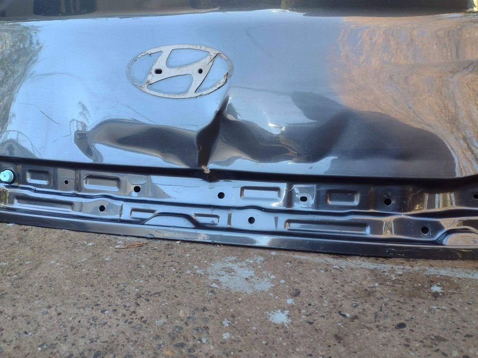 Tapa maleta Hyundai grand i10 2021 - 2023 - Imagen 5