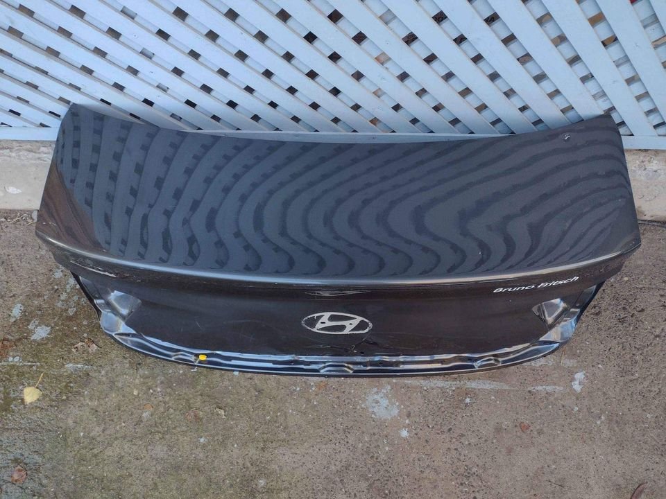 Tapa maleta Hyundai grand i10 2021 - 2023 - Imagen 6