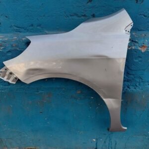 Tapabarro izquierdo Nissan Versa 2011 - 2017