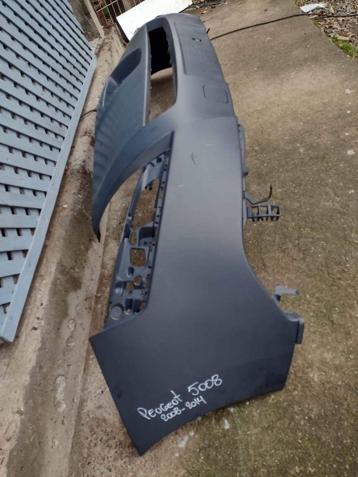 Parachoque delantero Peugeot 5008 2009 - 2014 - Imagen 3