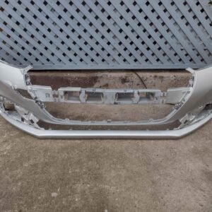 Parachoque delantero Peugeot 208 2017 - 2020