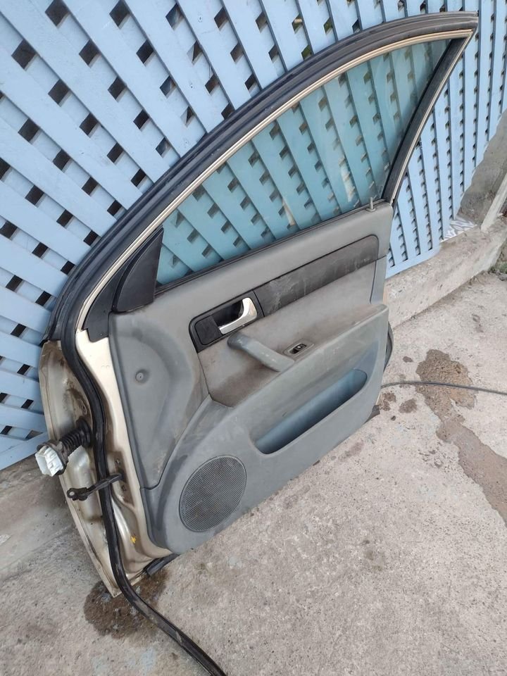 Puerta delantera derecha Chevrolet Optra 2007 - 2014 - Imagen 6