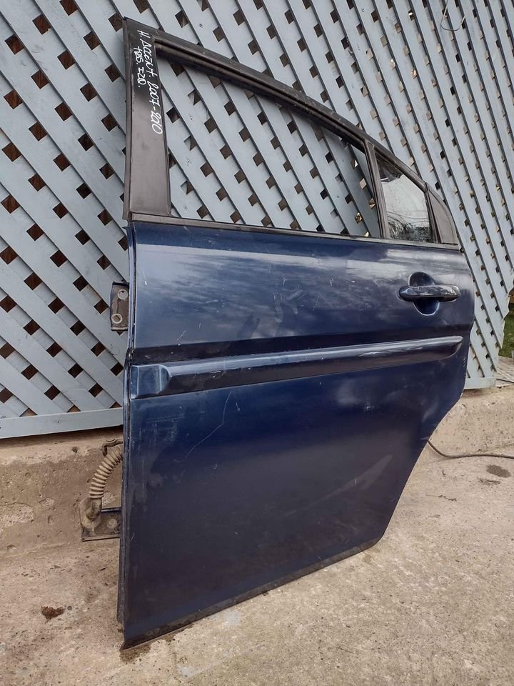 Puerta trasera izquierda Hyundai accent 2007 - 2010 - Imagen 3