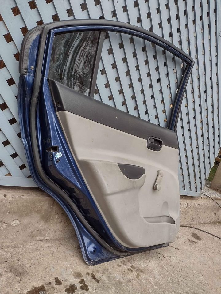 Puerta trasera izquierda Hyundai accent 2007 - 2010 - Imagen 6
