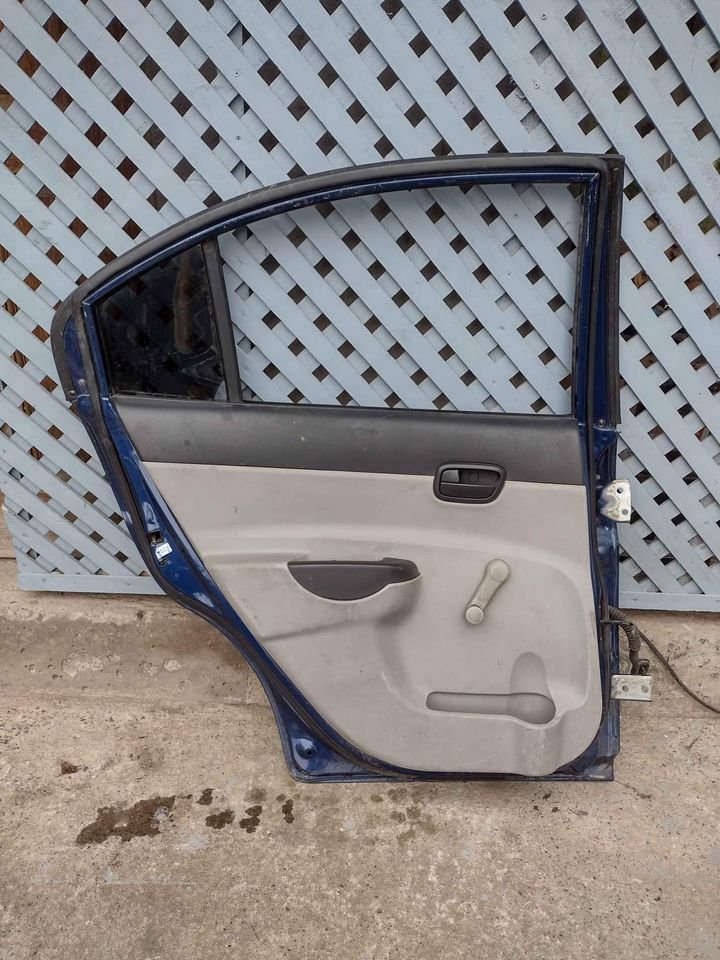 Puerta trasera izquierda Hyundai accent 2007 - 2010 - Imagen 7
