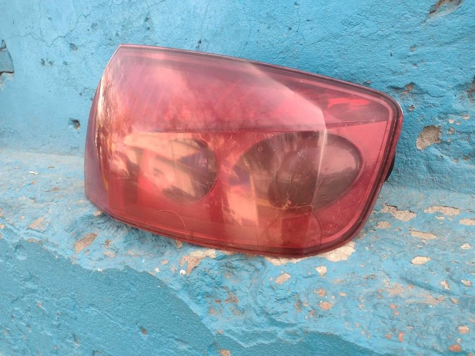 Foco trasero derecho Peugeot 407 2006 - 2010 - Imagen 2