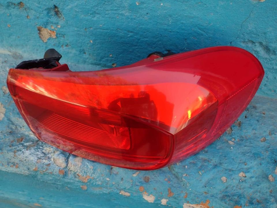 Foco trasero derecho Volkswagen Tiguan 2009 - 2013 - Imagen 6