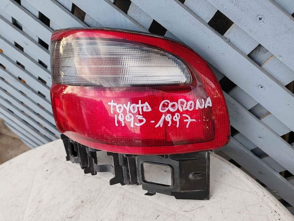 Foco trasero derecho Toyota Corona 1993 - 1997 - Imagen 2