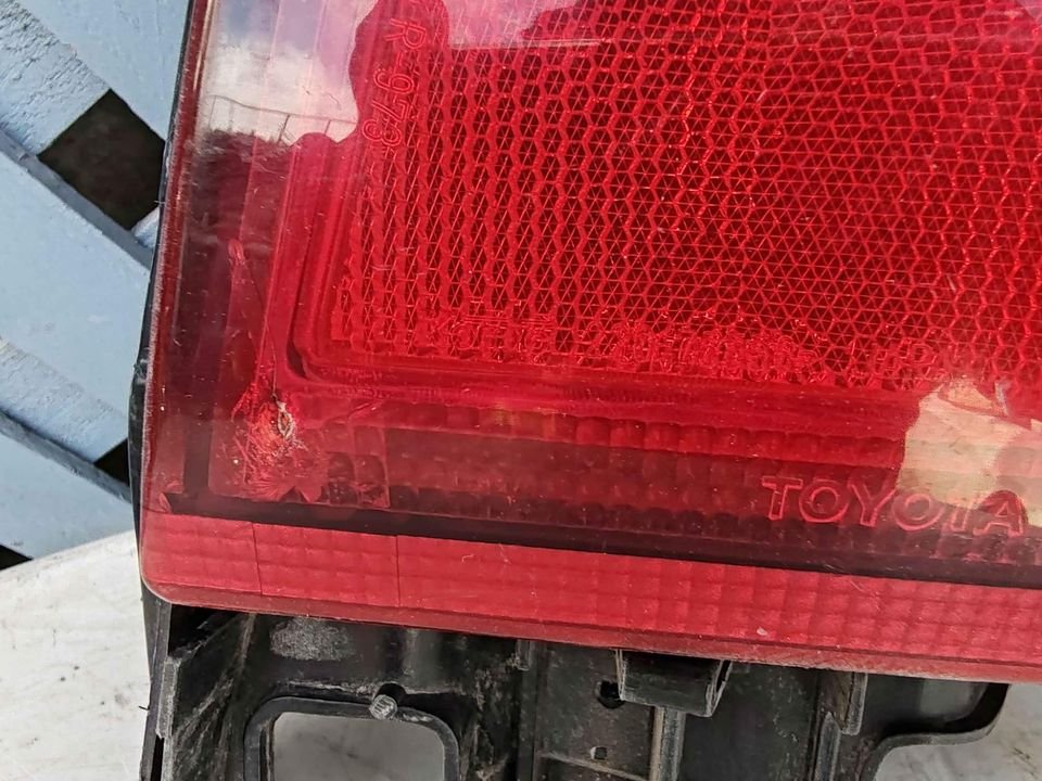Foco trasero derecho Toyota Corona 1993 - 1997 - Imagen 4