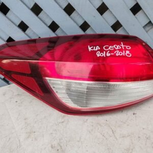 Foco trasero izquierdo kia cerato 2016 - 2018