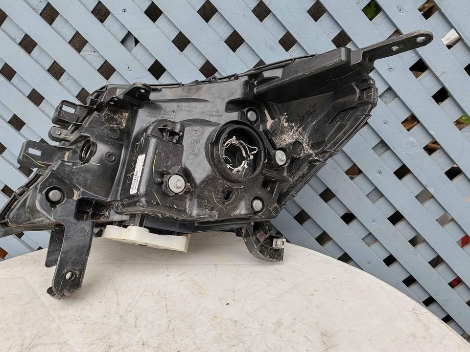 Óptico derecho Nissan np300 2016 - 2020 - Imagen 7