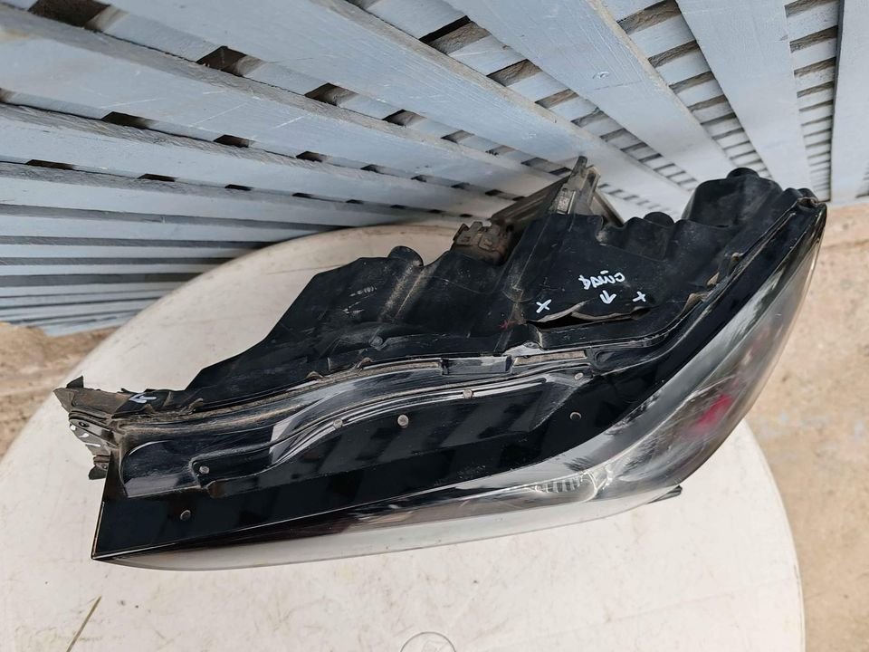 Óptico izquierdo Mazda cx30 2019 - 2022 - Imagen 5
